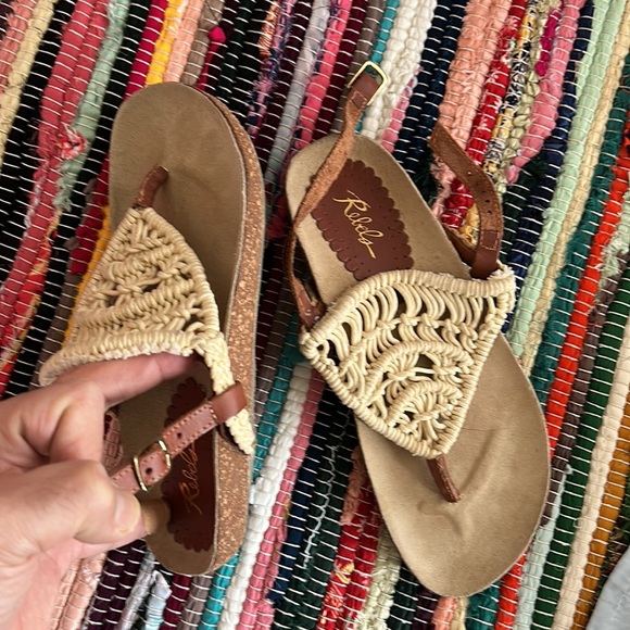 Sandals new never worn hand made very different beautiful pair - Picture 4 of 4